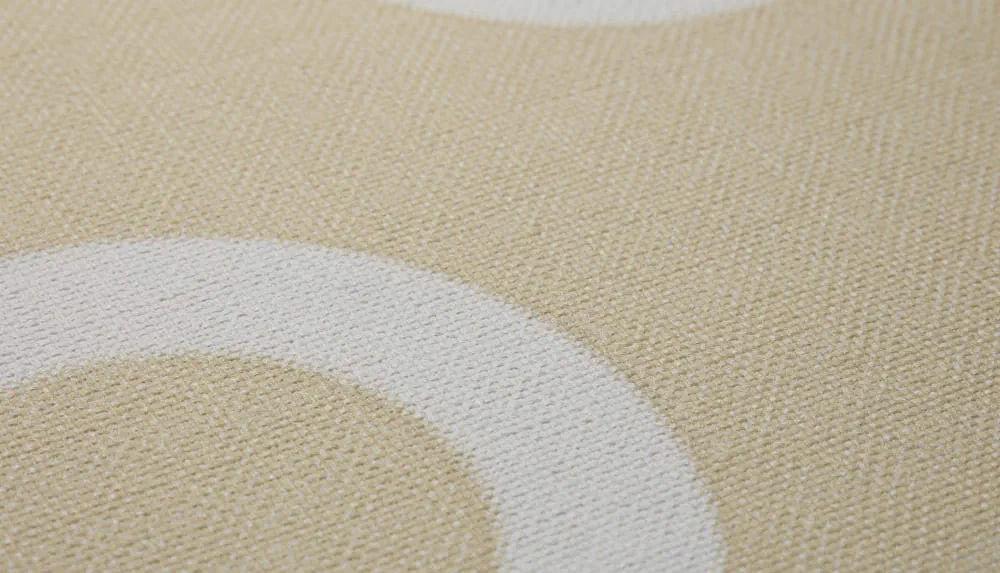 LIMELIGHT（ライムライト）のDO-RI-01は水玉（ドット）柄のリングドットのイエロー色。不燃性マテリアルで、ドットで水玉を表現した面白い壁紙クロス。