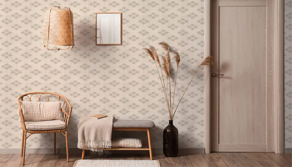 LIMELIGHT（ライムライト）のJA-TA-03は和柄のタケダビシ（武田菱）のベージュ色。 和柄でありながらもポップさと北欧スタイルの空間にも馴染む色合いは、オフィスの執務スペース・商業施設・店舗デザインの空間を個性化させるのに最適な壁紙クロス。