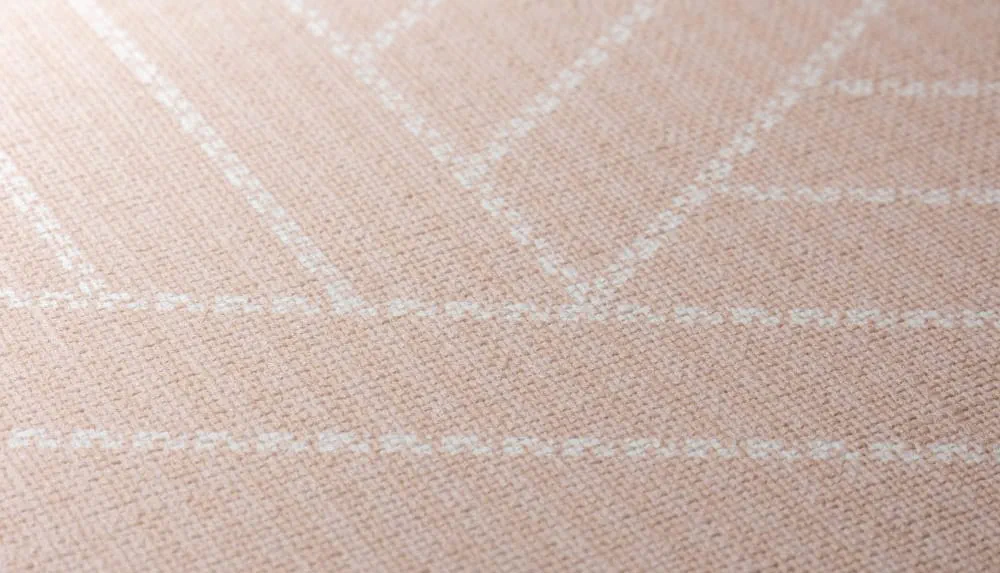 LIMELIGHT（ライムライト）のLT-GC015は幾何学（ジオメトリック）柄のクロスレイヤーのブラウン色。 不燃性マテリアルで、奥行きを感じれる質感のある壁紙・クロス。