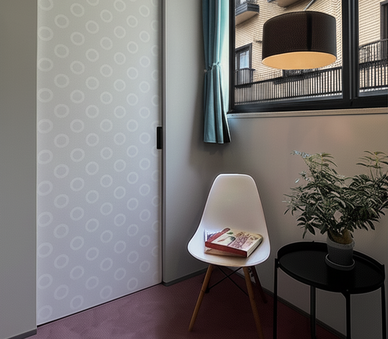 ISEHARA SHOWROOM FULL HEIGHT DOOR®